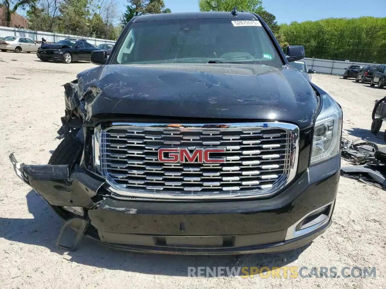 5 Photograph of a damaged car 1GKS2CKJ3LR261248 GMC YUKON 2020