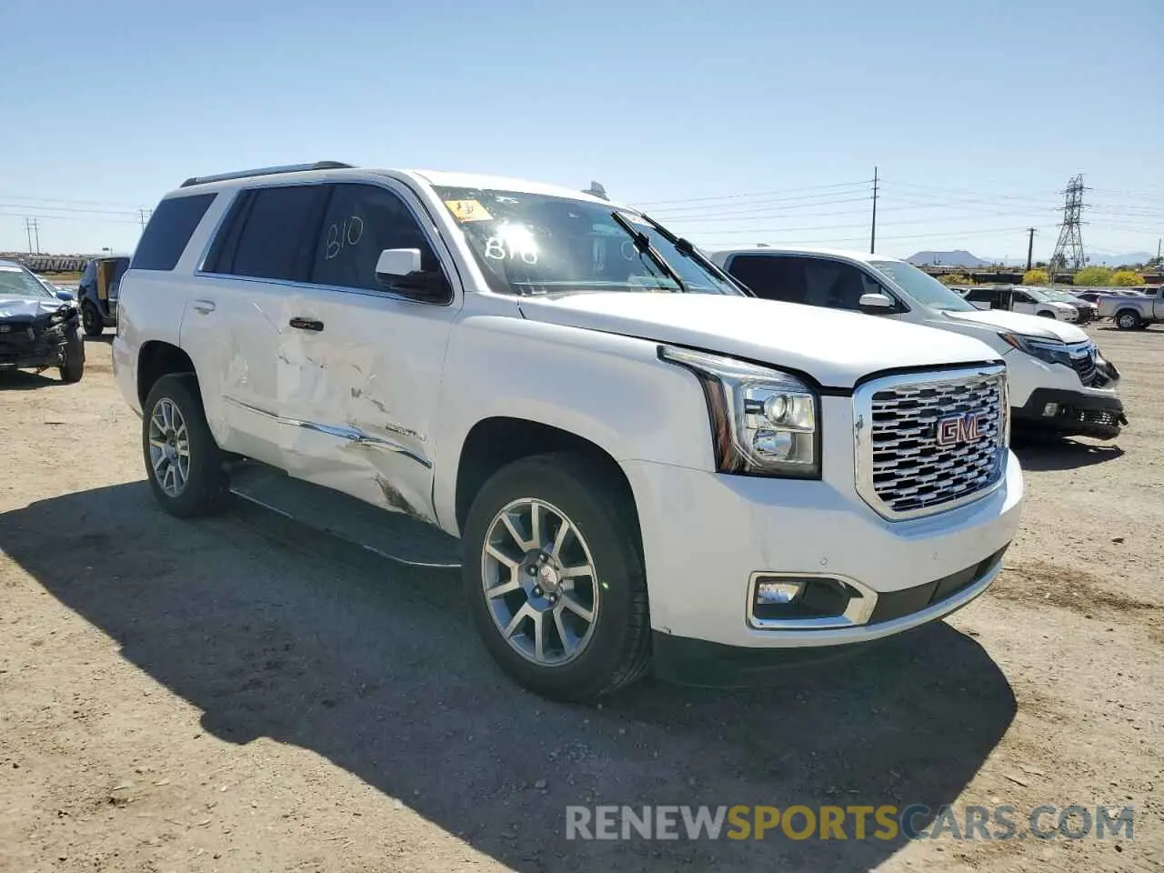 4 Photograph of a damaged car 1GKS2CKJXLR117616 GMC YUKON 2020