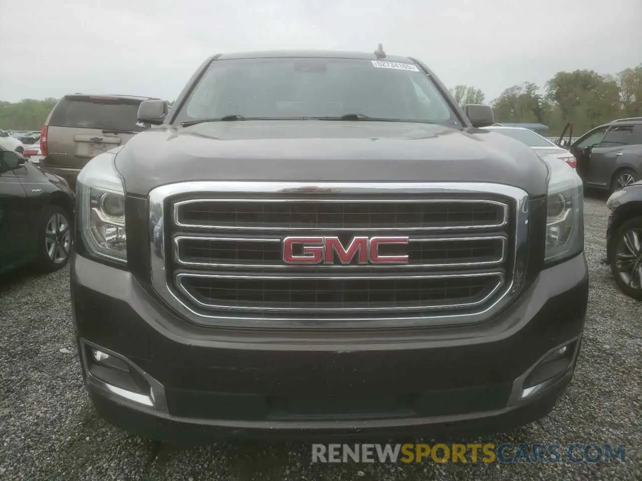 5 Photograph of a damaged car 1GKS2GKC3LR166651 GMC YUKON 2020