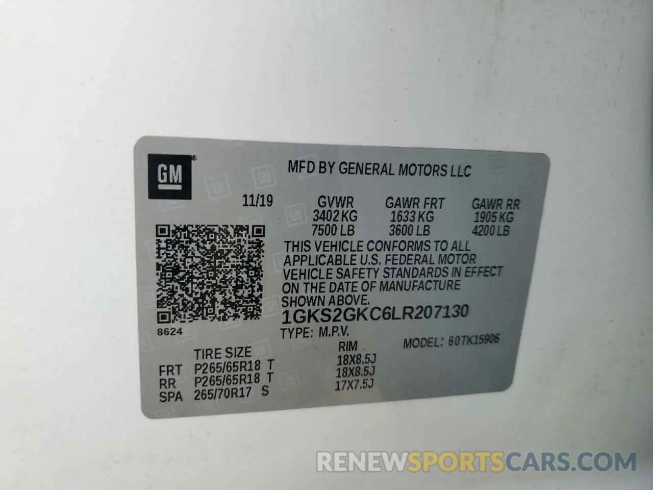 13 Photograph of a damaged car 1GKS2GKC6LR207130 GMC YUKON 2020