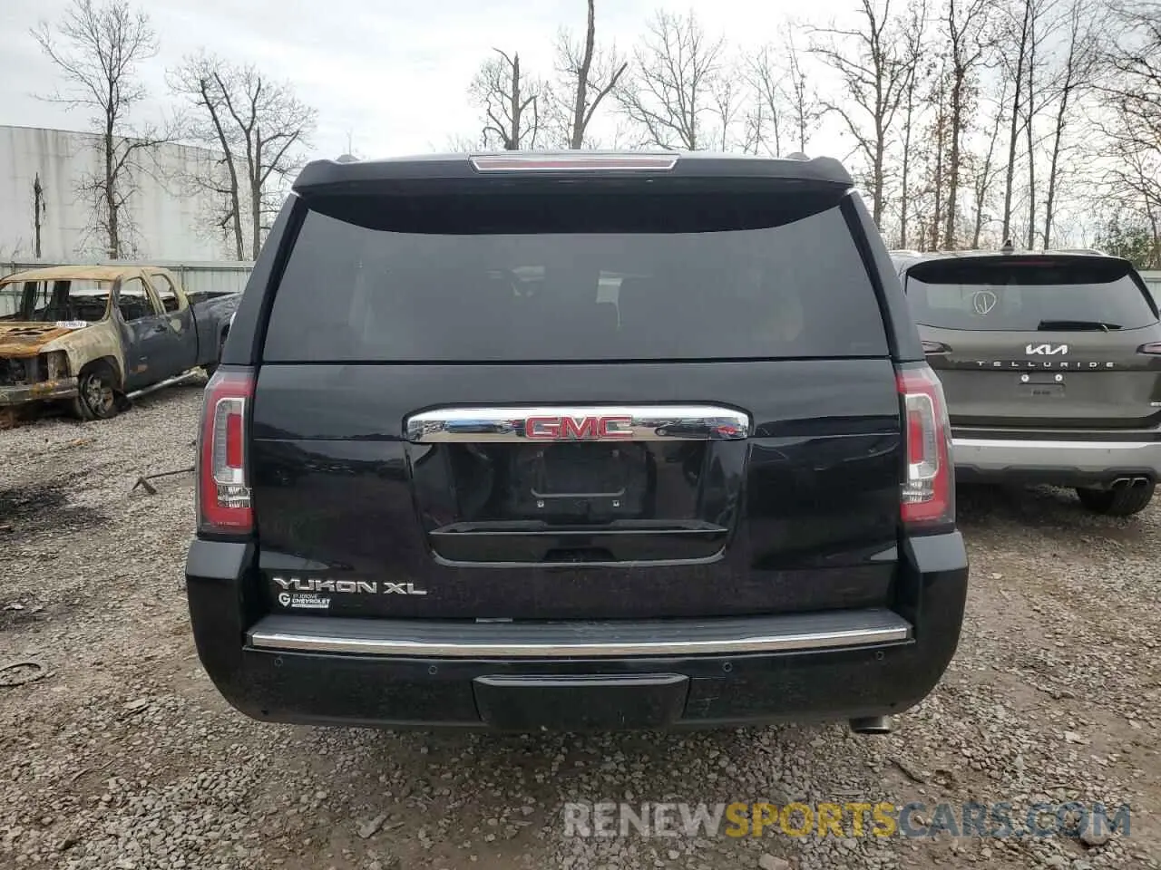 6 Photograph of a damaged car 1GKS2HKJ1LR302666 GMC YUKON 2020