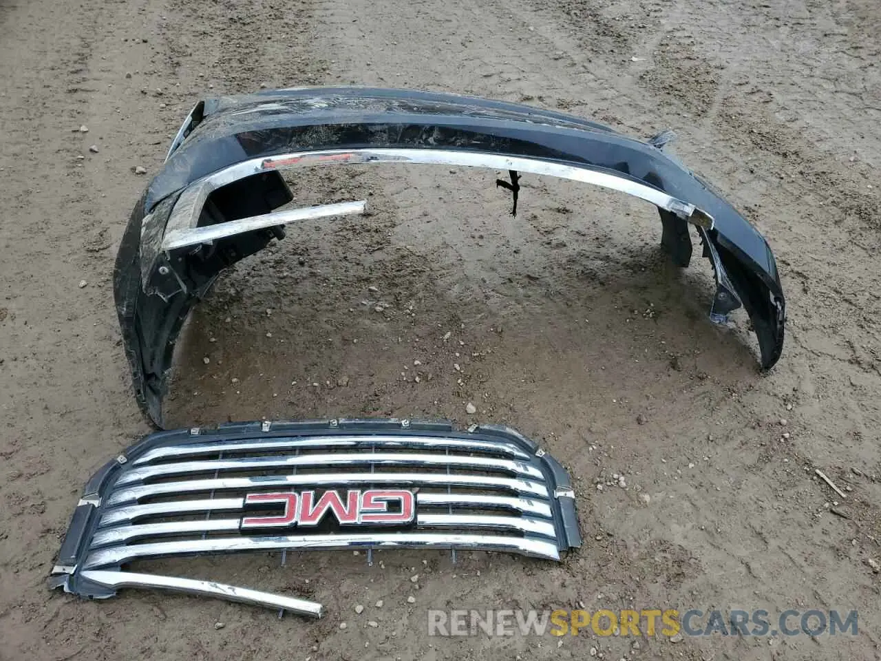 13 Photograph of a damaged car 1GKS2JKC3LR208149 GMC YUKON 2020