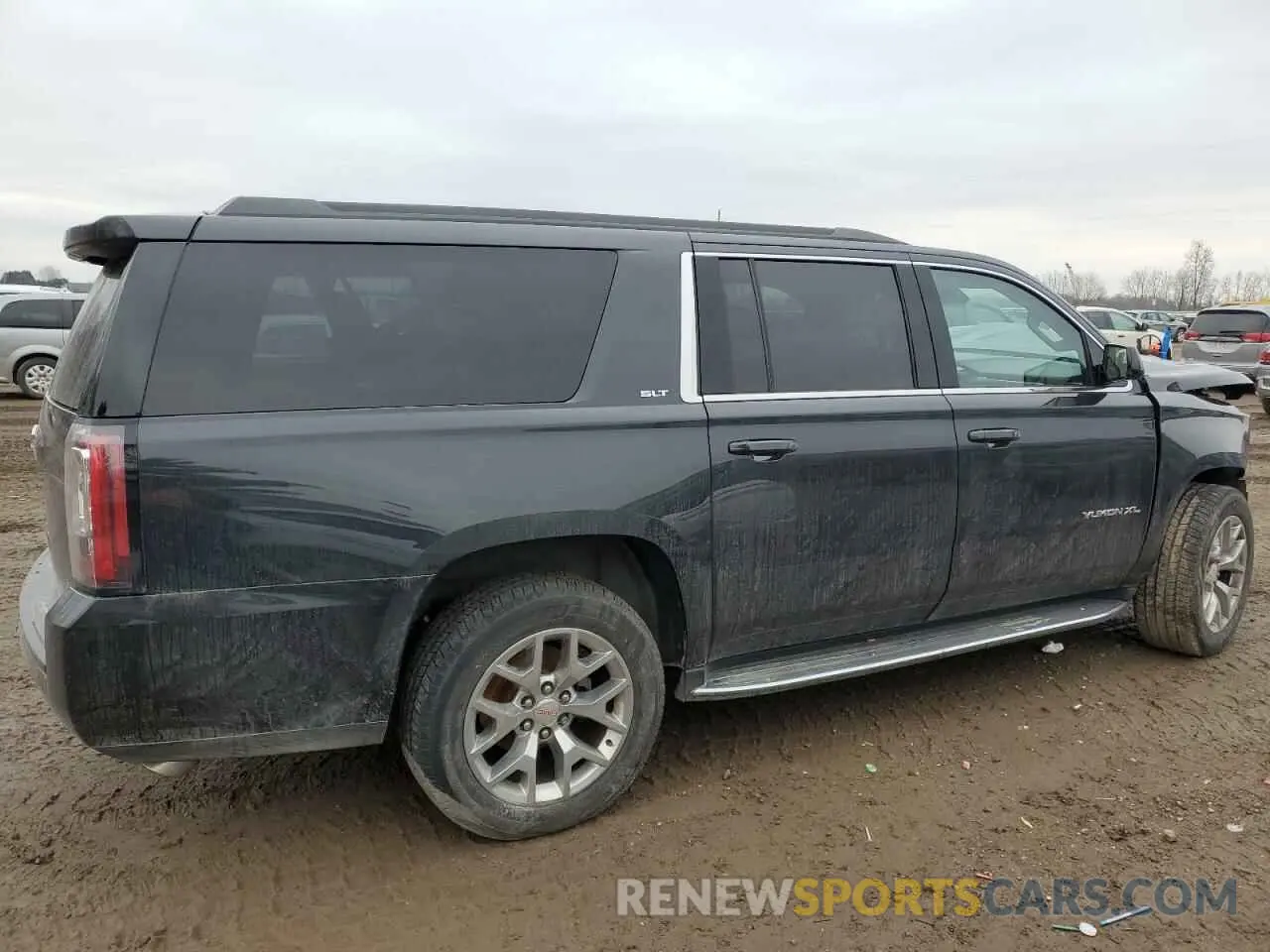 3 Photograph of a damaged car 1GKS2JKC3LR208149 GMC YUKON 2020