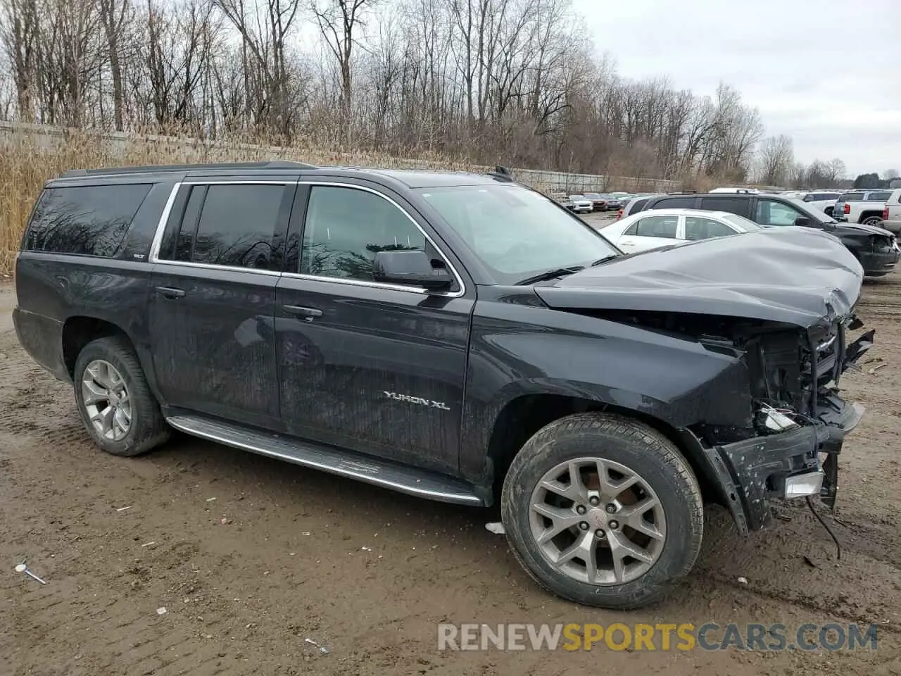 4 Photograph of a damaged car 1GKS2JKC3LR208149 GMC YUKON 2020