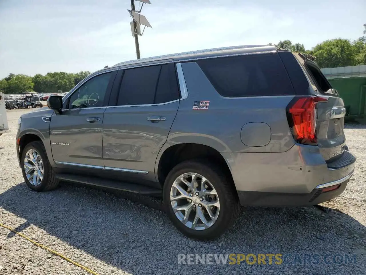2 Photograph of a damaged car 1GKS1BKD3MR438566 GMC YUKON 2021