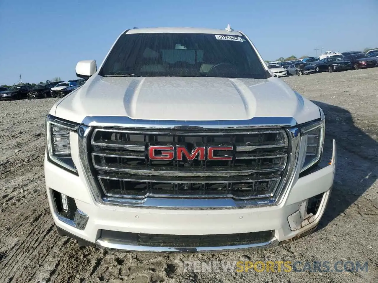 5 Photograph of a damaged car 1GKS1BKD6MR439565 GMC YUKON 2021