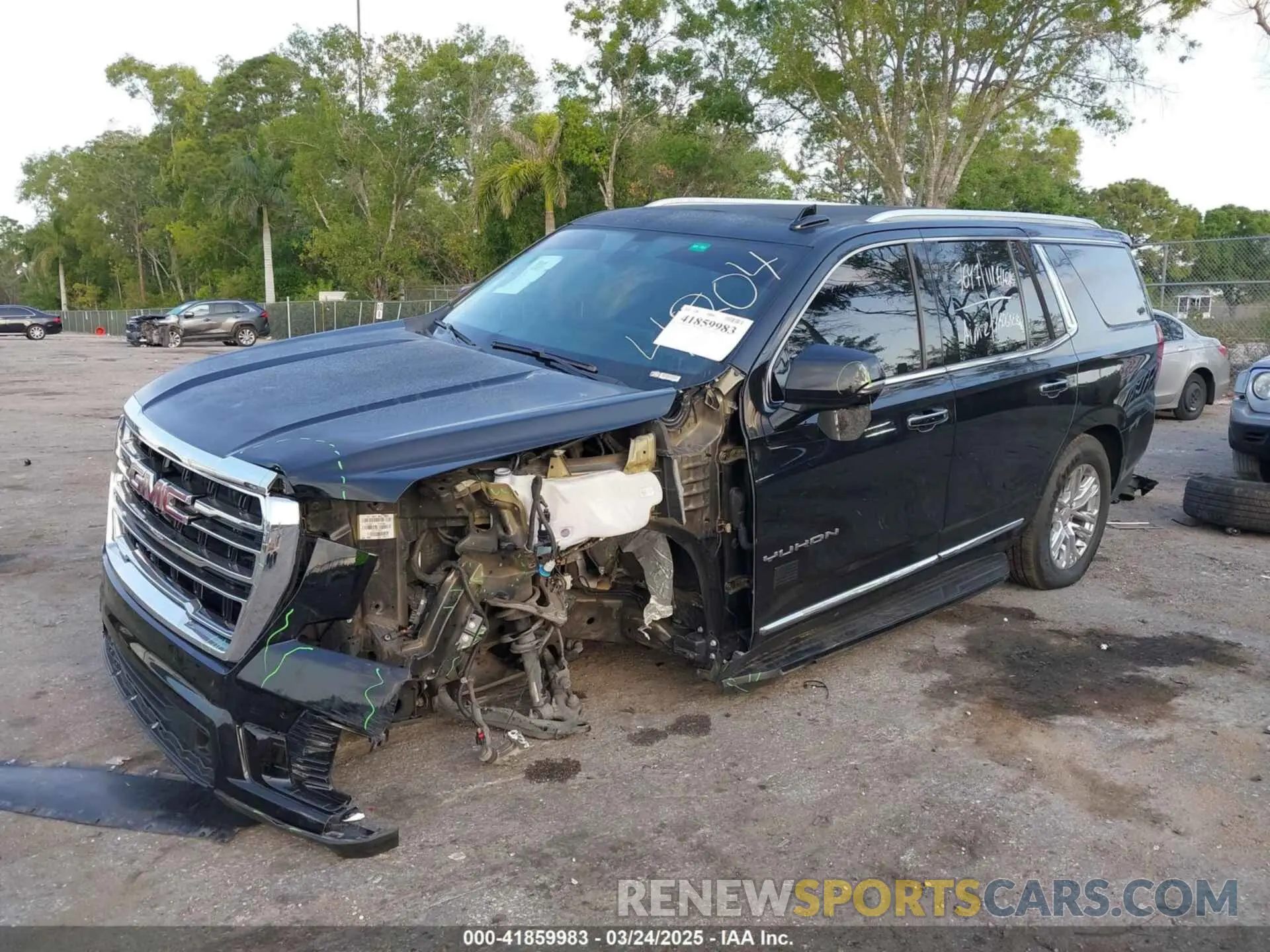 6 Photograph of a damaged car 1GKS1BKD8MR264204 GMC YUKON 2021
