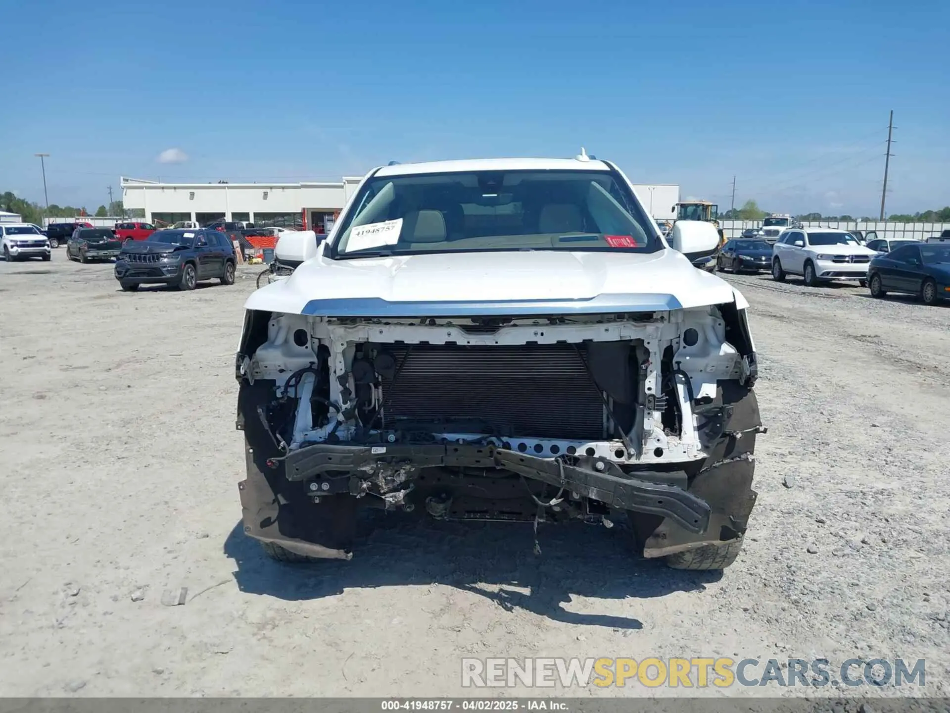 13 Photograph of a damaged car 1GKS1DKL2MR142019 GMC YUKON 2021