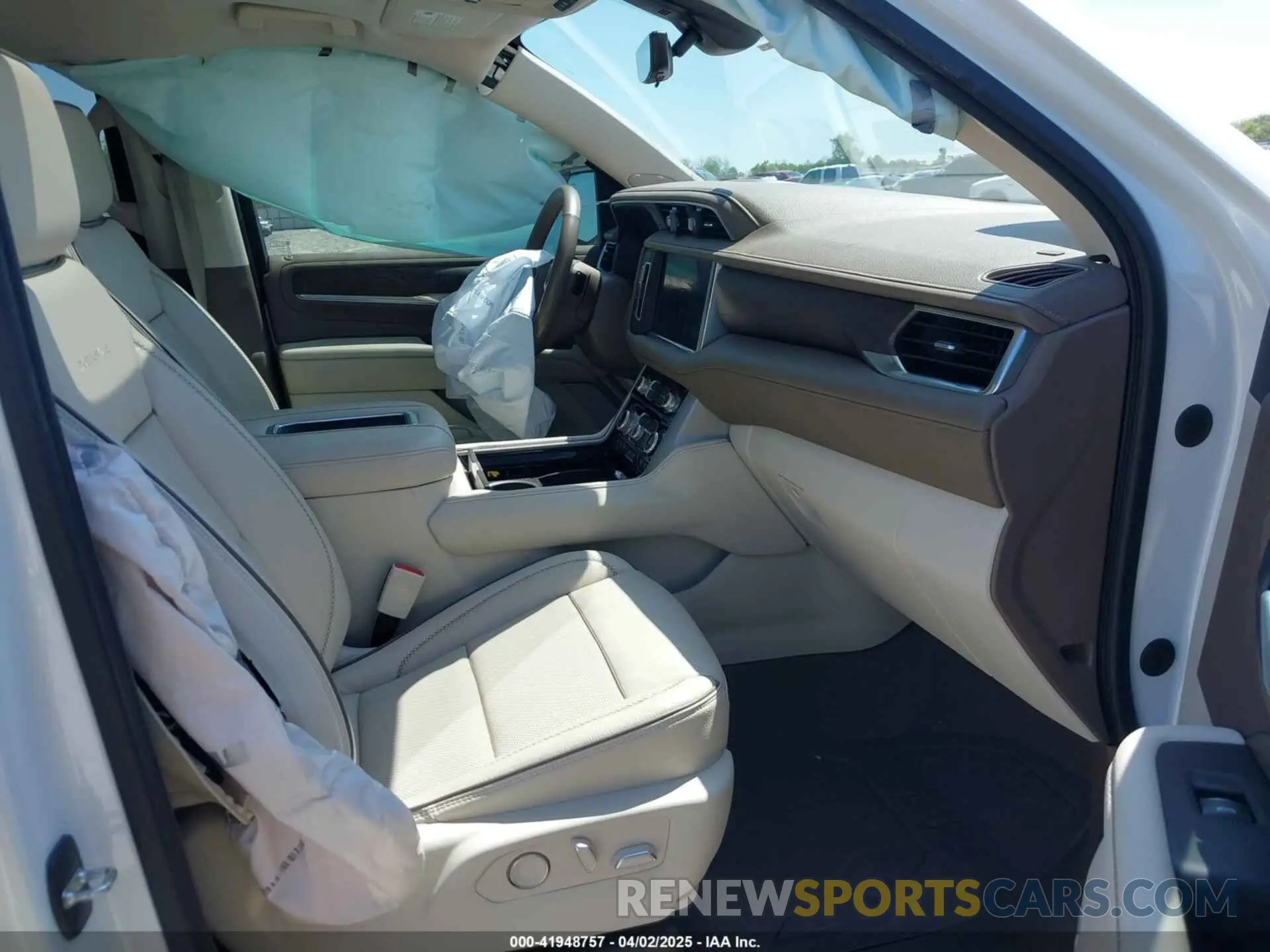 5 Photograph of a damaged car 1GKS1DKL2MR142019 GMC YUKON 2021