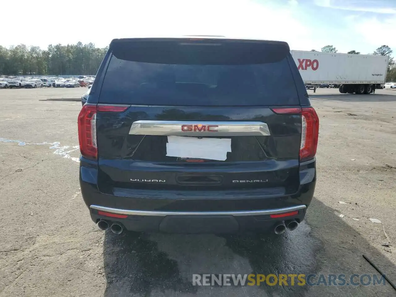 6 Photograph of a damaged car 1GKS1DKL3MR394376 GMC YUKON 2021