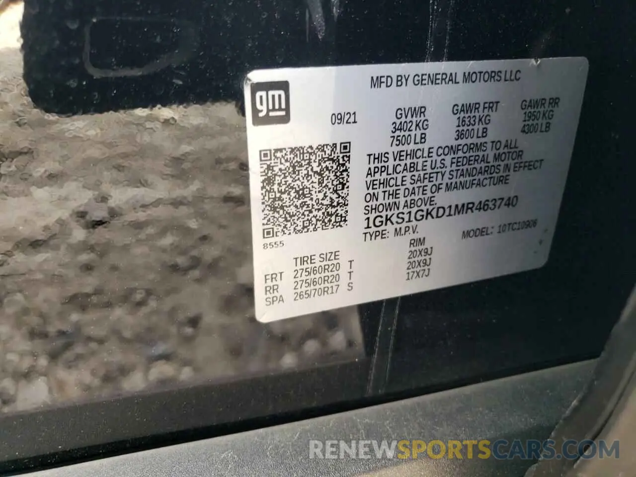 14 Photograph of a damaged car 1GKS1GKD1MR463740 GMC YUKON 2021