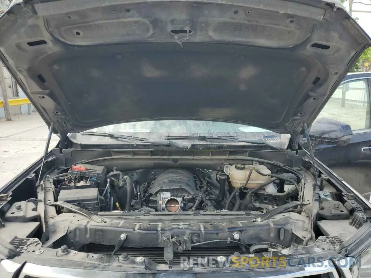 12 Photograph of a damaged car 1GKS1GKD8MR488604 GMC YUKON 2021