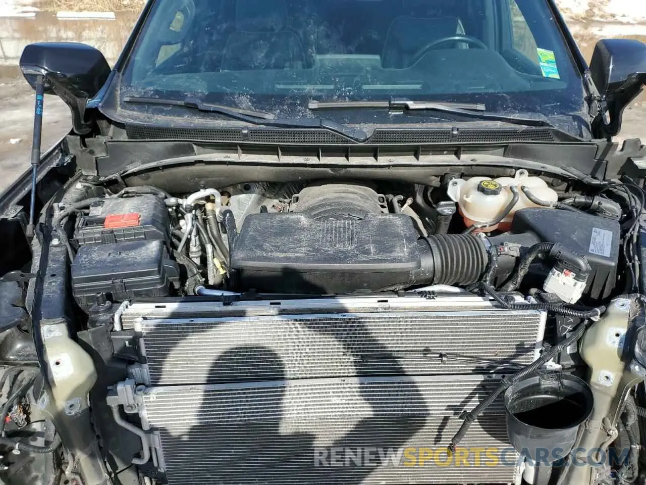 12 Photograph of a damaged car 1GKS2BKD2MR117308 GMC YUKON 2021