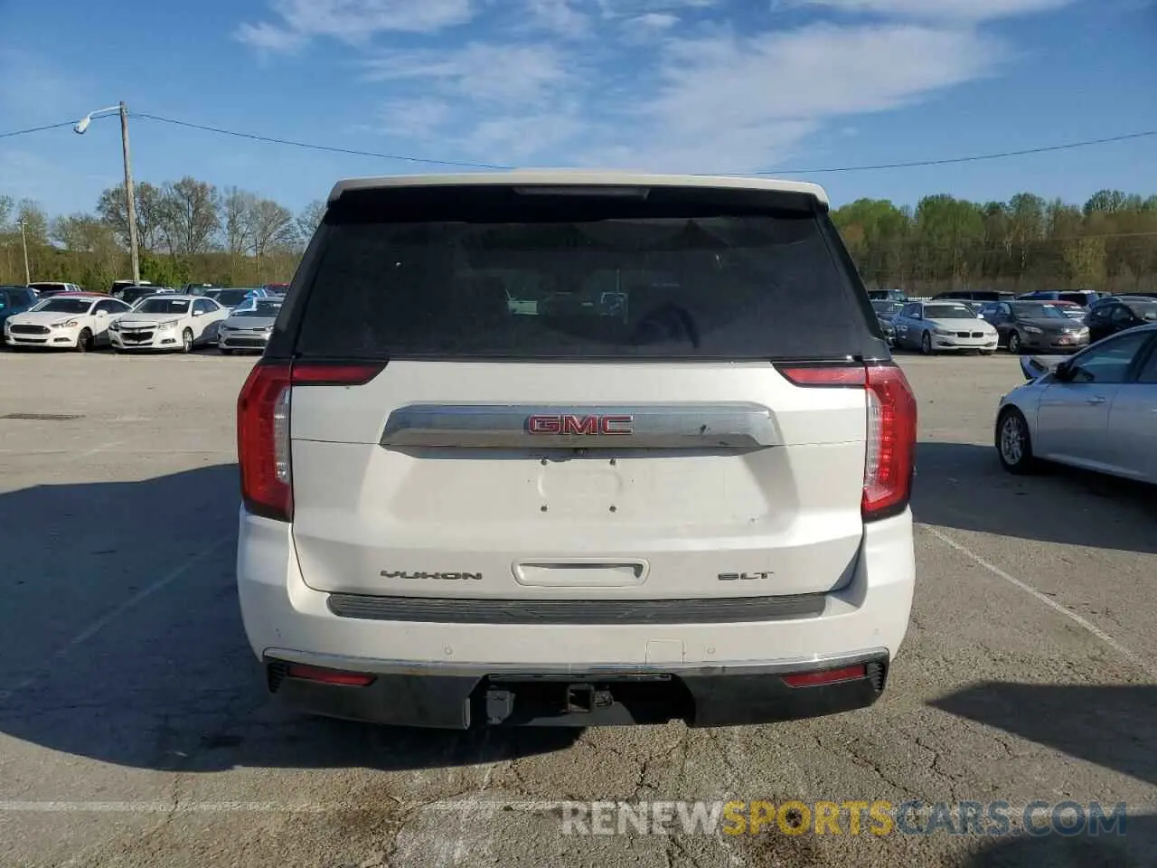 6 Photograph of a damaged car 1GKS2BKD2MR148235 GMC YUKON 2021