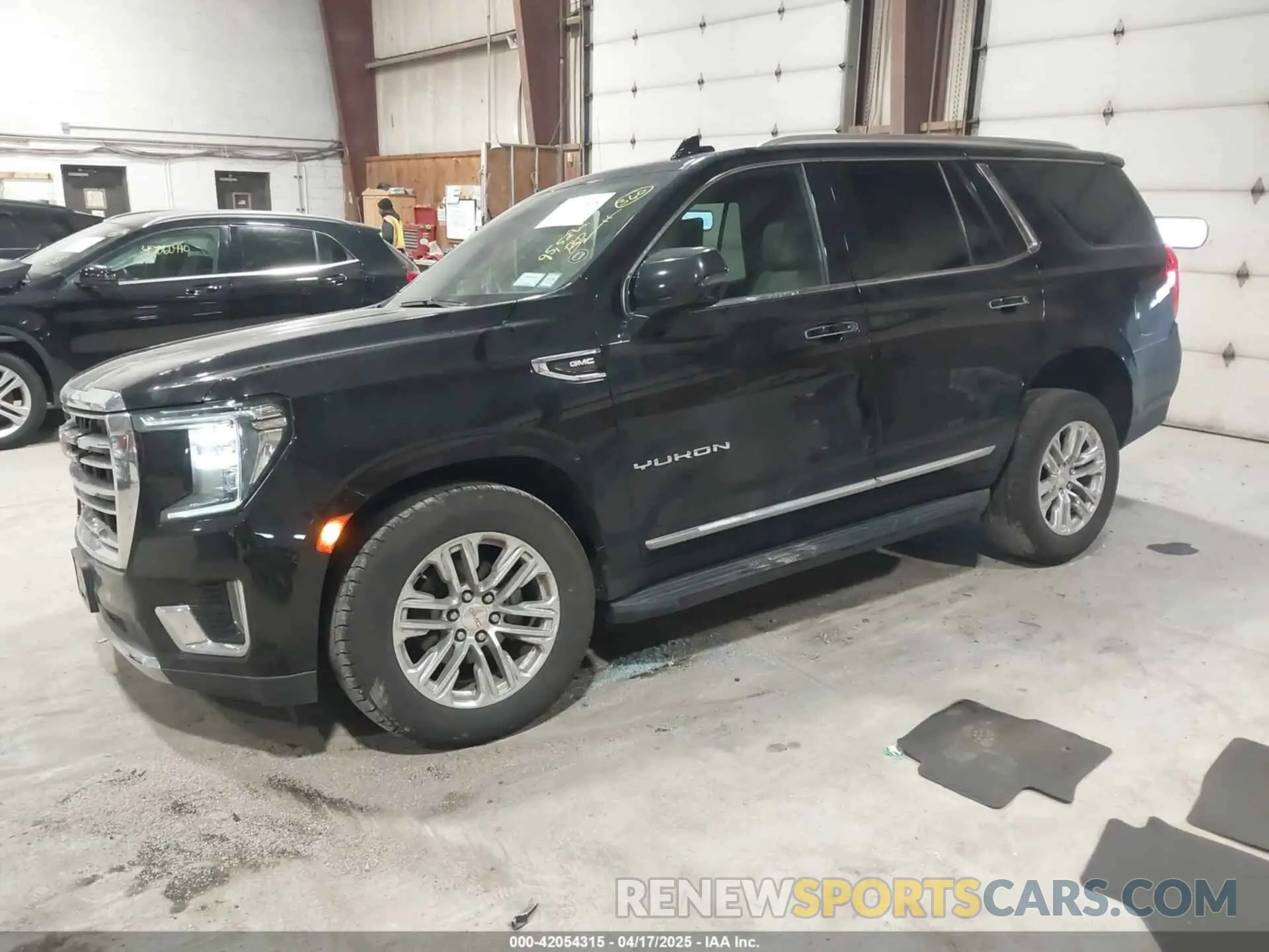 2 Photograph of a damaged car 1GKS2BKD2MR185771 GMC YUKON 2021