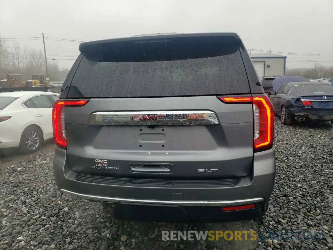 6 Photograph of a damaged car 1GKS2BKD8MR449494 GMC YUKON 2021