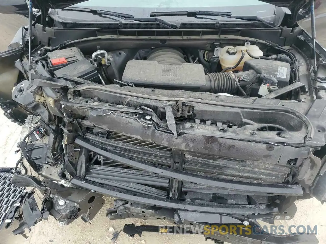 14 Photograph of a damaged car 1GKS2DKL5MR432641 GMC YUKON 2021