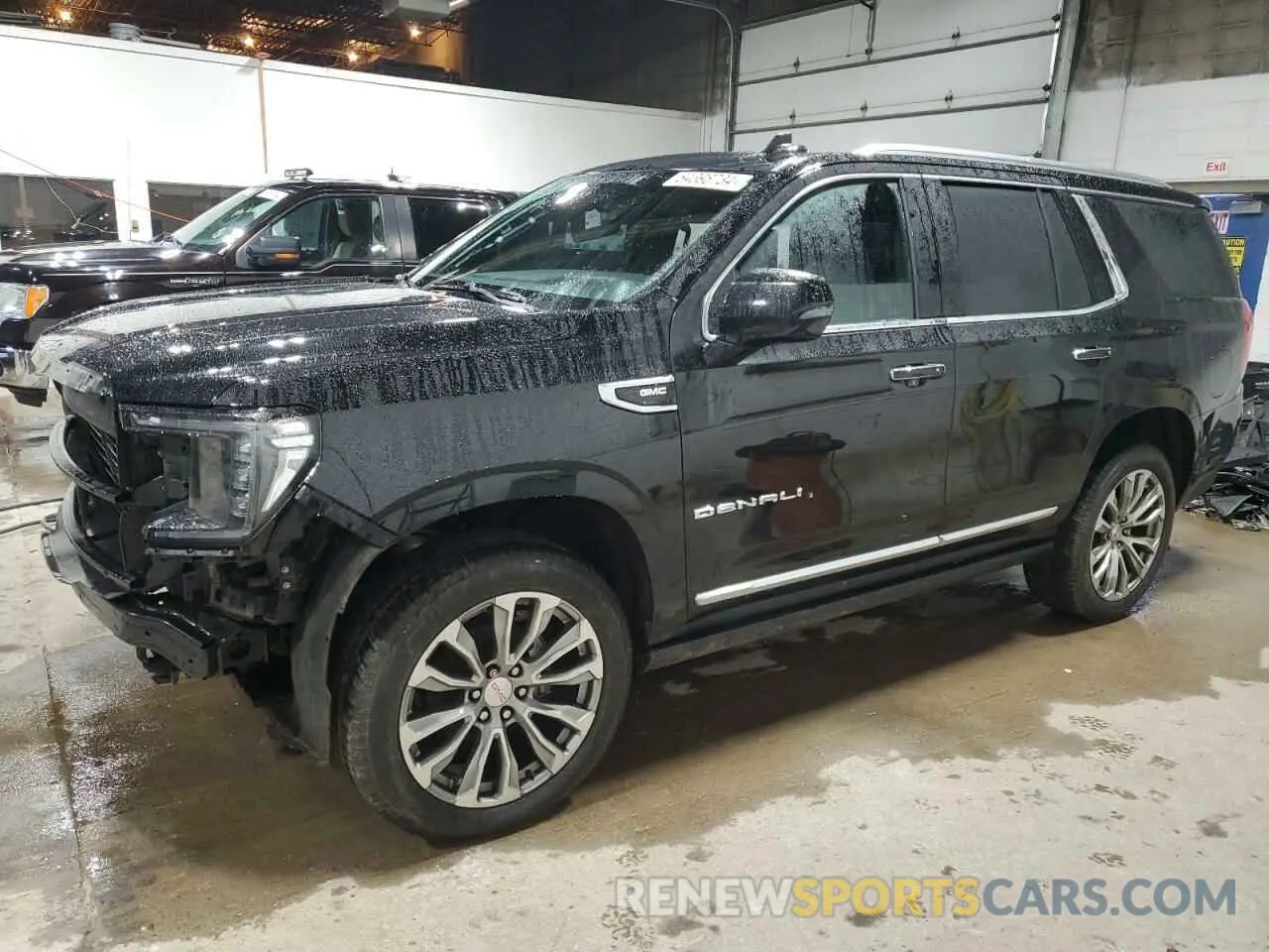 1 Photograph of a damaged car 1GKS2DKL8MR325681 GMC YUKON 2021