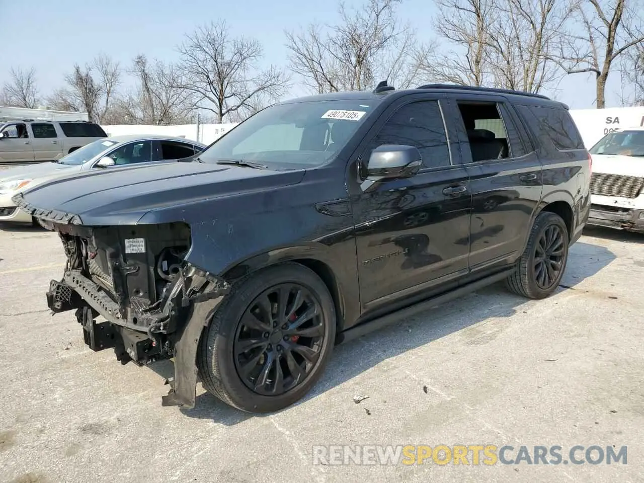 1 Photograph of a damaged car 1GKS2DKL9MR237612 GMC YUKON 2021
