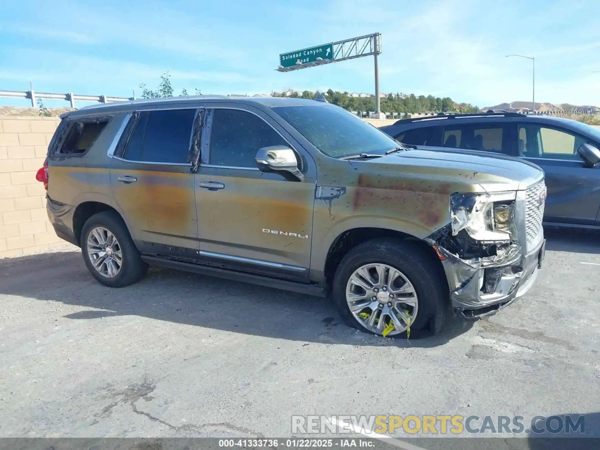 6 Photograph of a damaged car 1GKS2DKLXMR230331 GMC YUKON 2021