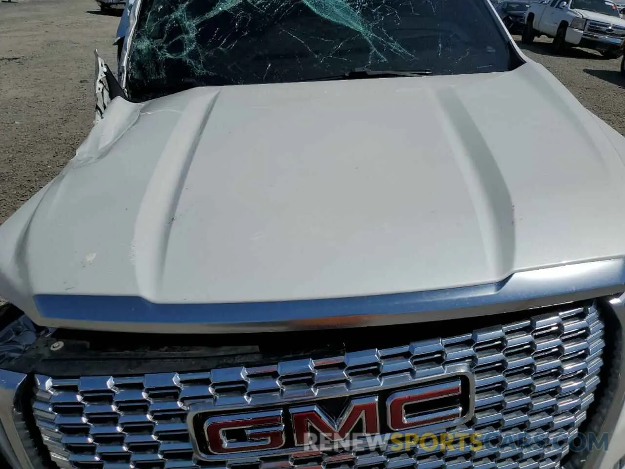 13 Photograph of a damaged car 1GKS2DKLXMR315704 GMC YUKON 2021
