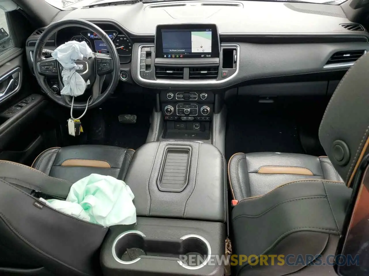 8 Photograph of a damaged car 1GKS2HKD4MR182258 GMC YUKON 2021