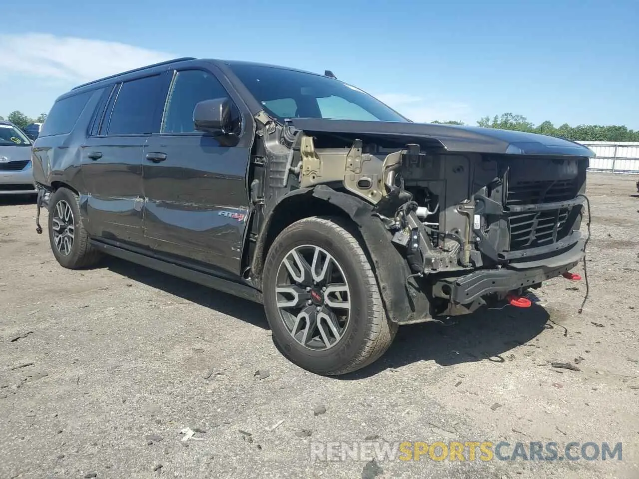 4 Photograph of a damaged car 1GKS2HKDXMR320613 GMC YUKON 2021
