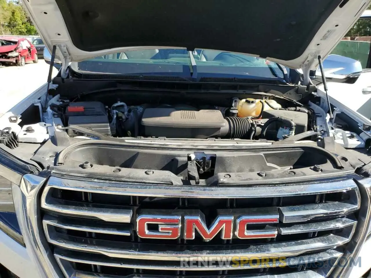 12 Photograph of a damaged car 1GKS2BKD7NR324472 GMC YUKON 2022