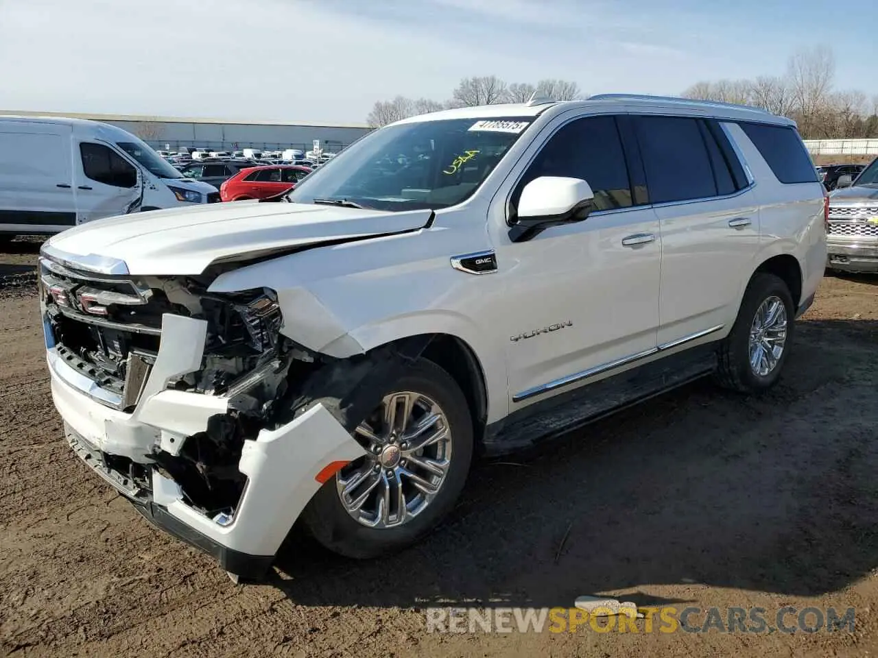1 Photograph of a damaged car 1GKS2BKD7NR352028 GMC YUKON 2022