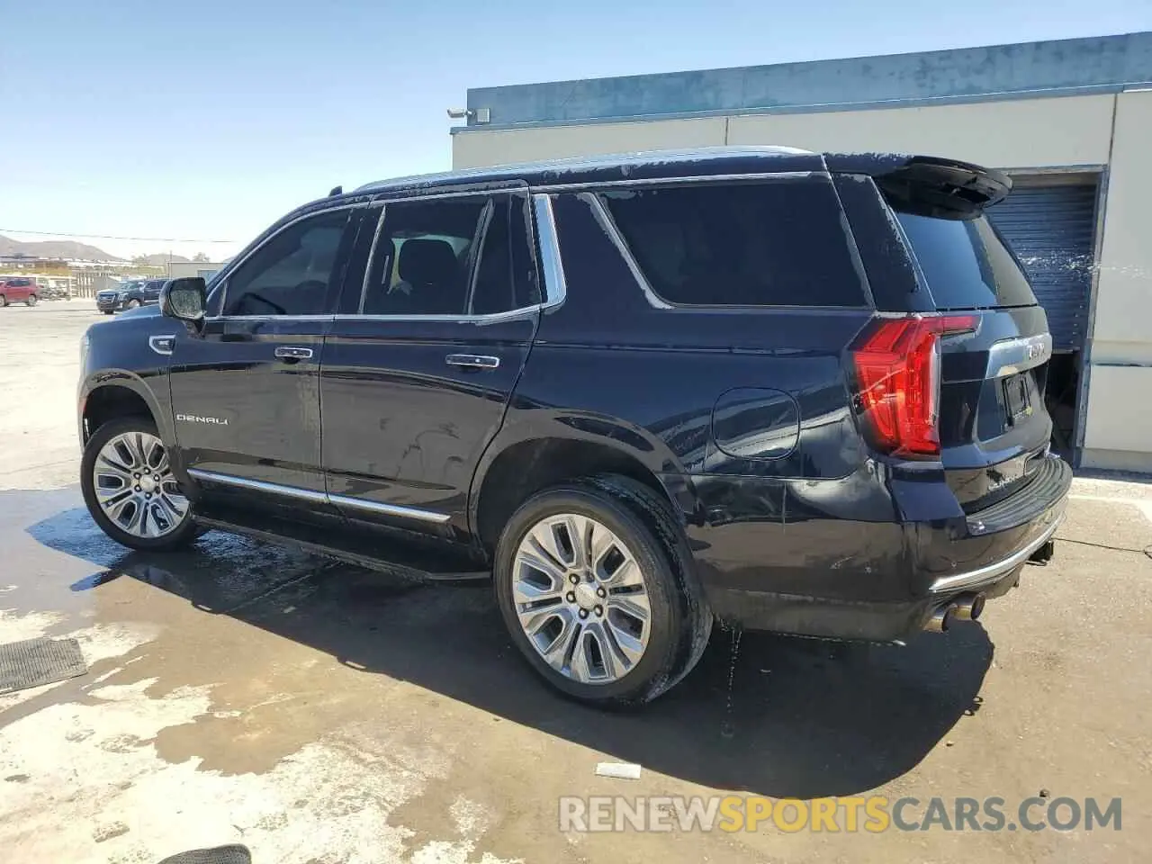 2 Photograph of a damaged car 1GKS2DKL6NR225886 GMC YUKON 2022