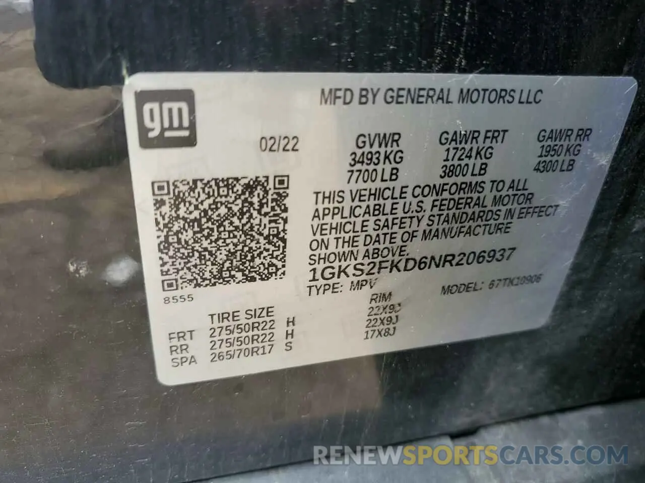 13 Photograph of a damaged car 1GKS2FKD6NR206937 GMC YUKON 2022