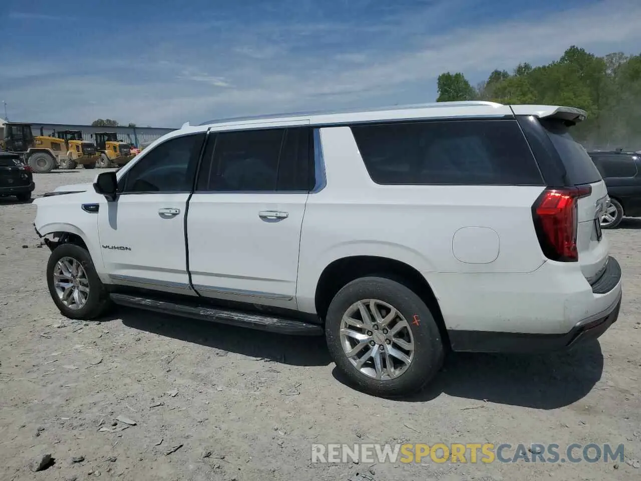 2 Photograph of a damaged car 1GKS2GKDXNR279332 GMC YUKON 2022