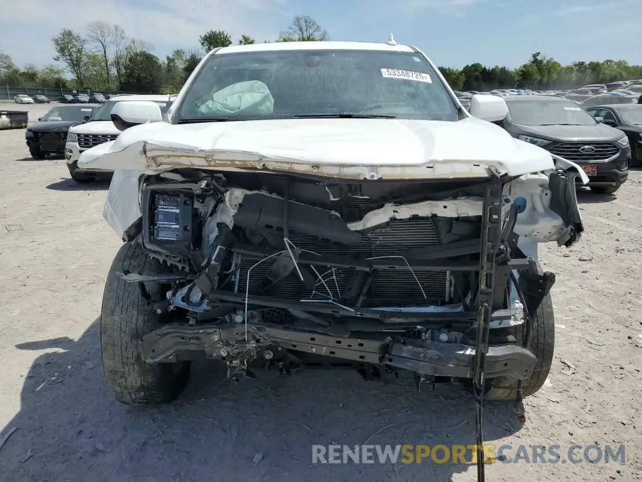 5 Photograph of a damaged car 1GKS2GKDXNR279332 GMC YUKON 2022