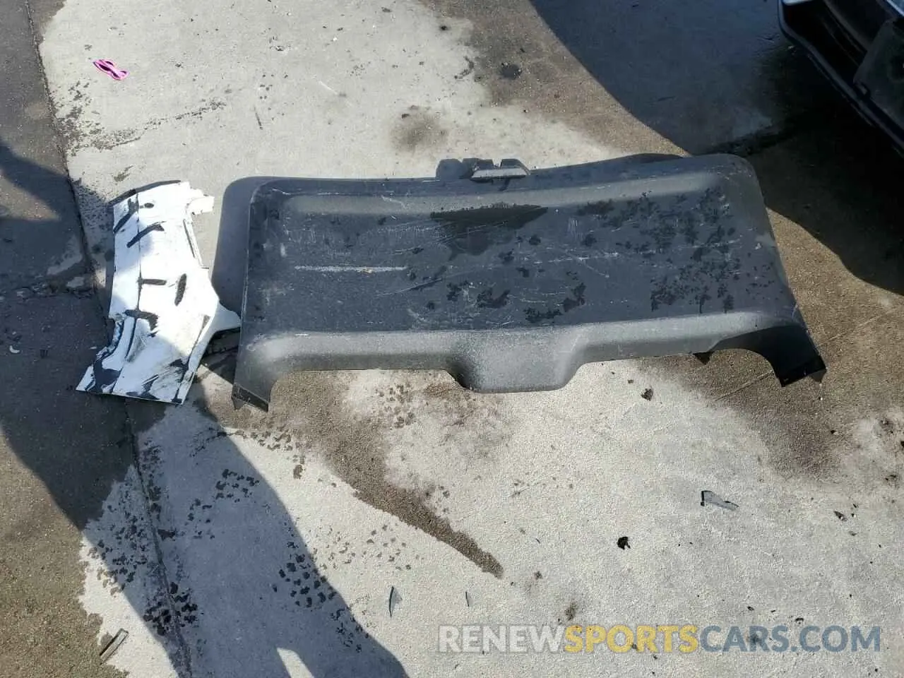 13 Photograph of a damaged car 1GKS2JKL2NR351029 GMC YUKON 2022