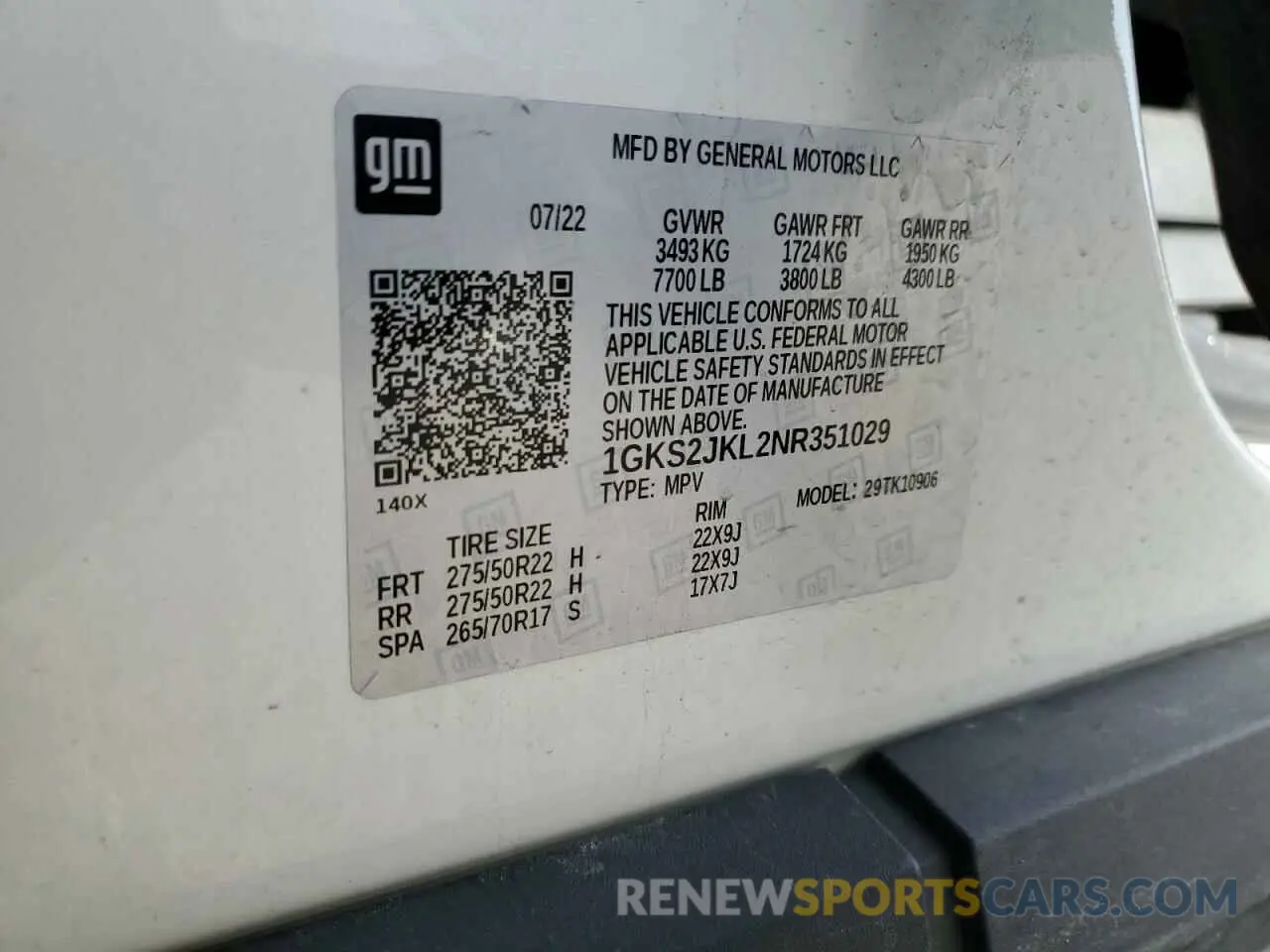 14 Photograph of a damaged car 1GKS2JKL2NR351029 GMC YUKON 2022