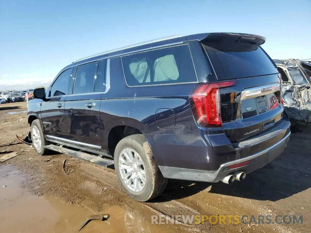 2 Photograph of a damaged car 1GKS2JKL3NR298504 GMC YUKON 2022