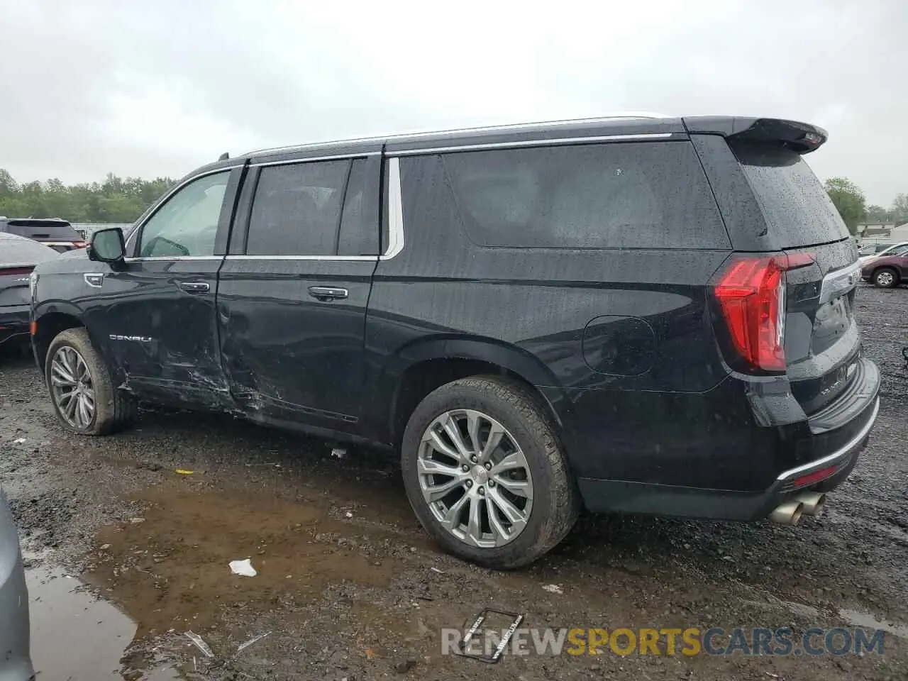 2 Photograph of a damaged car 1GKS2JKL7NR168712 GMC YUKON 2022