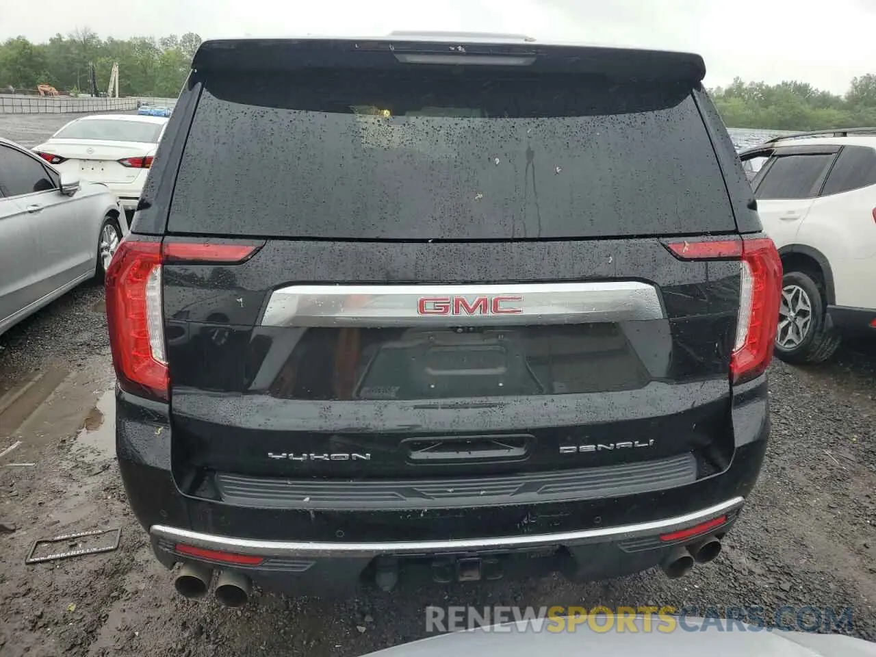 6 Photograph of a damaged car 1GKS2JKL7NR168712 GMC YUKON 2022