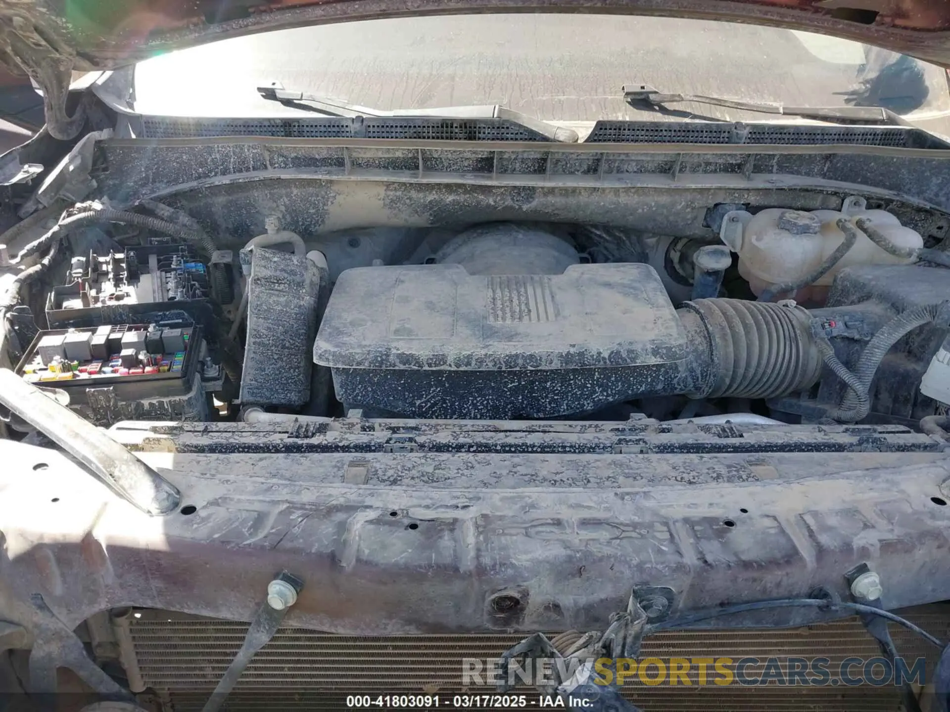10 Photograph of a damaged car 1GKS1BKD8PR529871 GMC YUKON 2023