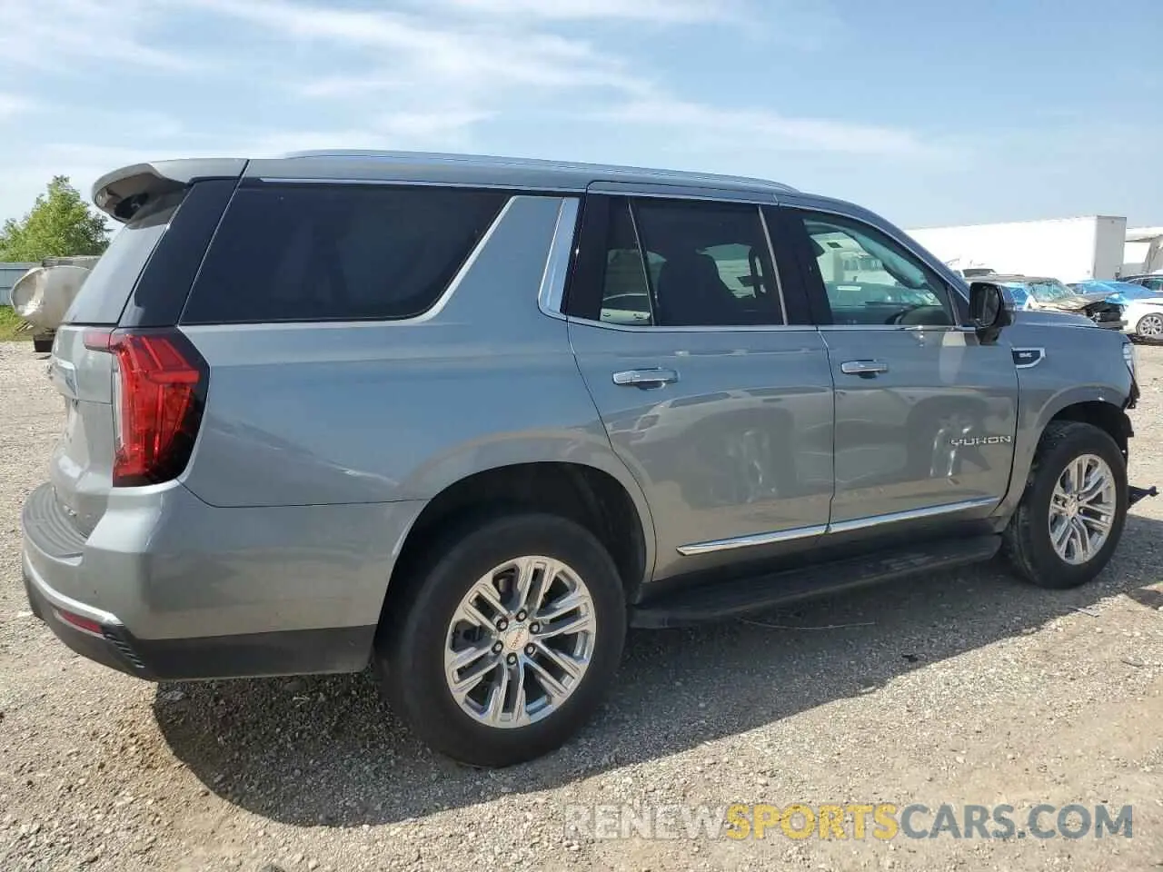 3 Photograph of a damaged car 1GKS1BKDXPR313617 GMC YUKON 2023