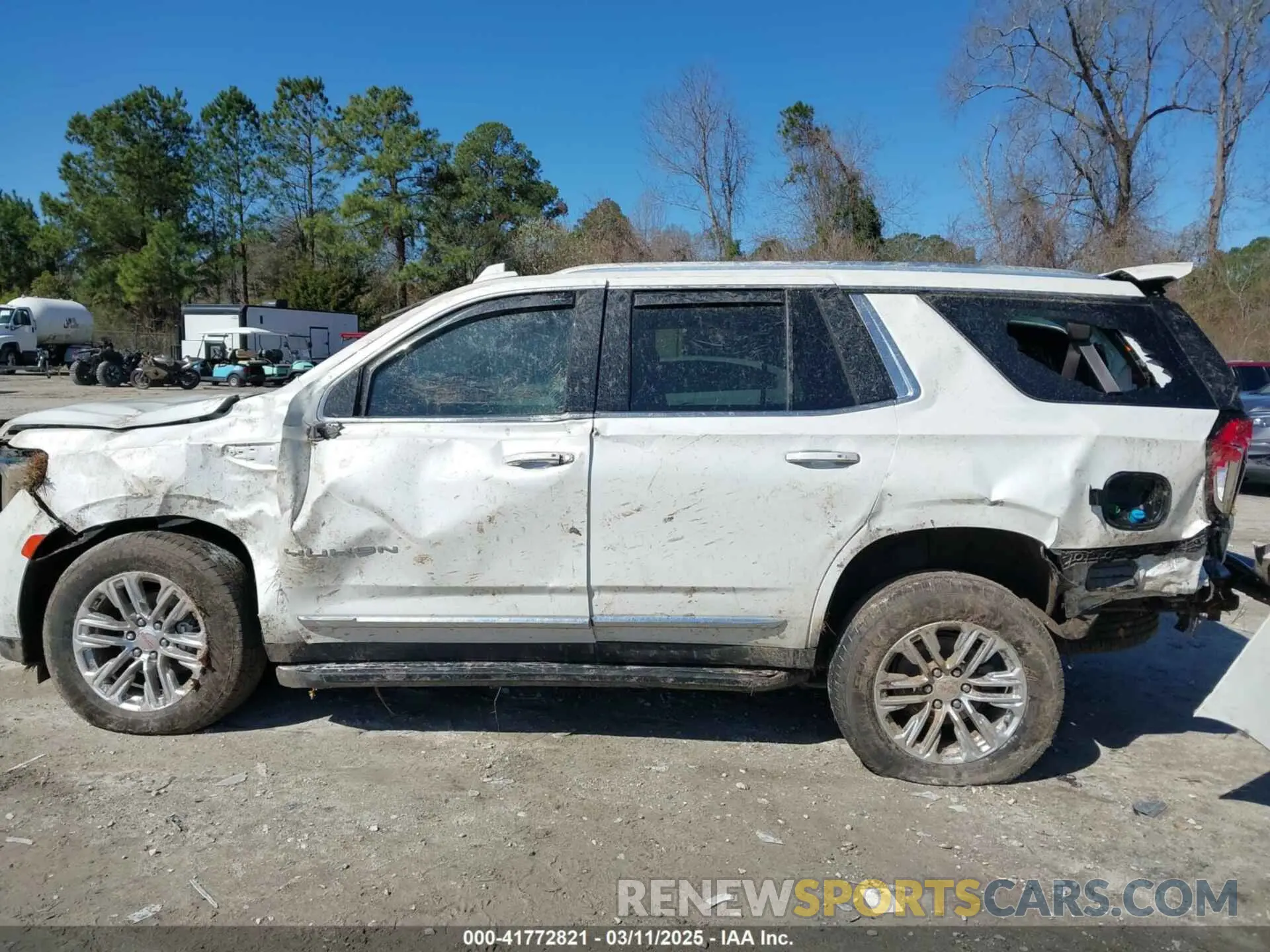 14 Photograph of a damaged car 1GKS1BKT2PR512815 GMC YUKON 2023