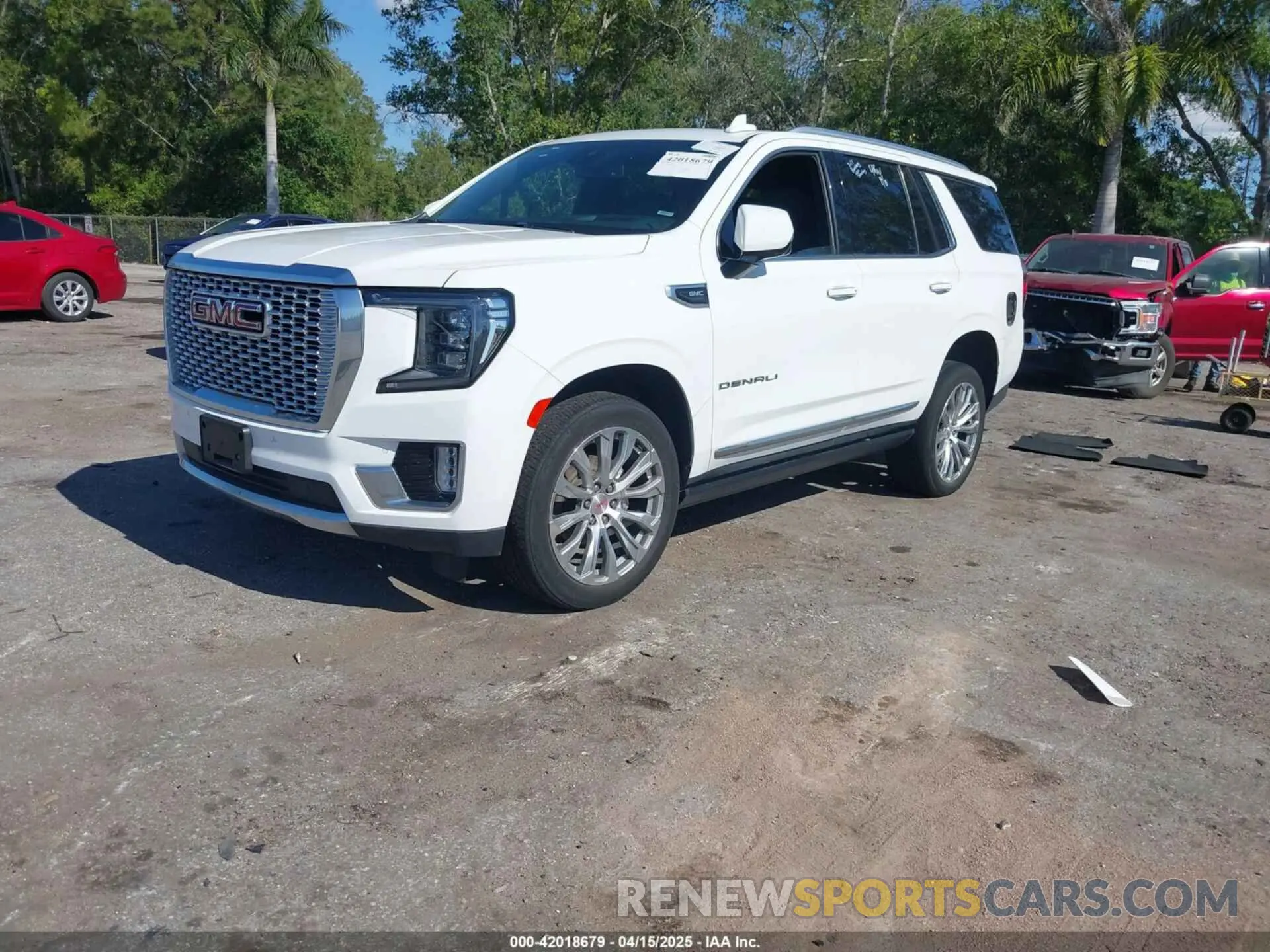 2 Photograph of a damaged car 1GKS1DKL2PR303909 GMC YUKON 2023