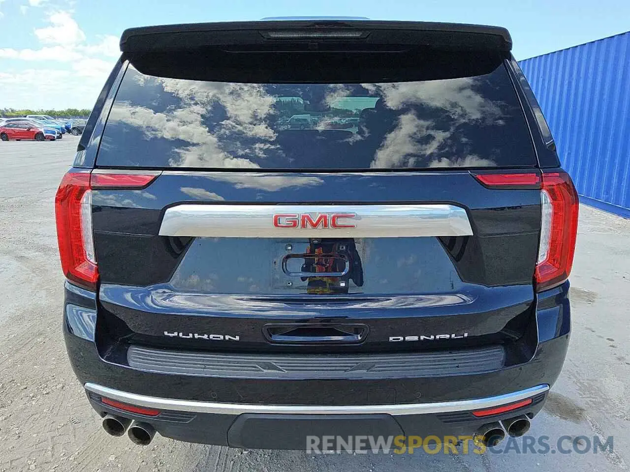 6 Photograph of a damaged car 1GKS1DKL9PR341475 GMC YUKON 2023