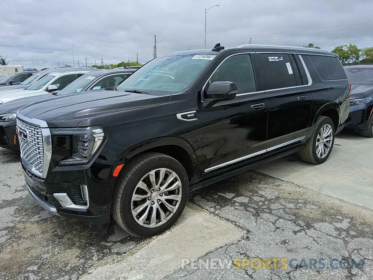 1 Photograph of a damaged car 1GKS1JKL8PR219043 GMC YUKON 2023