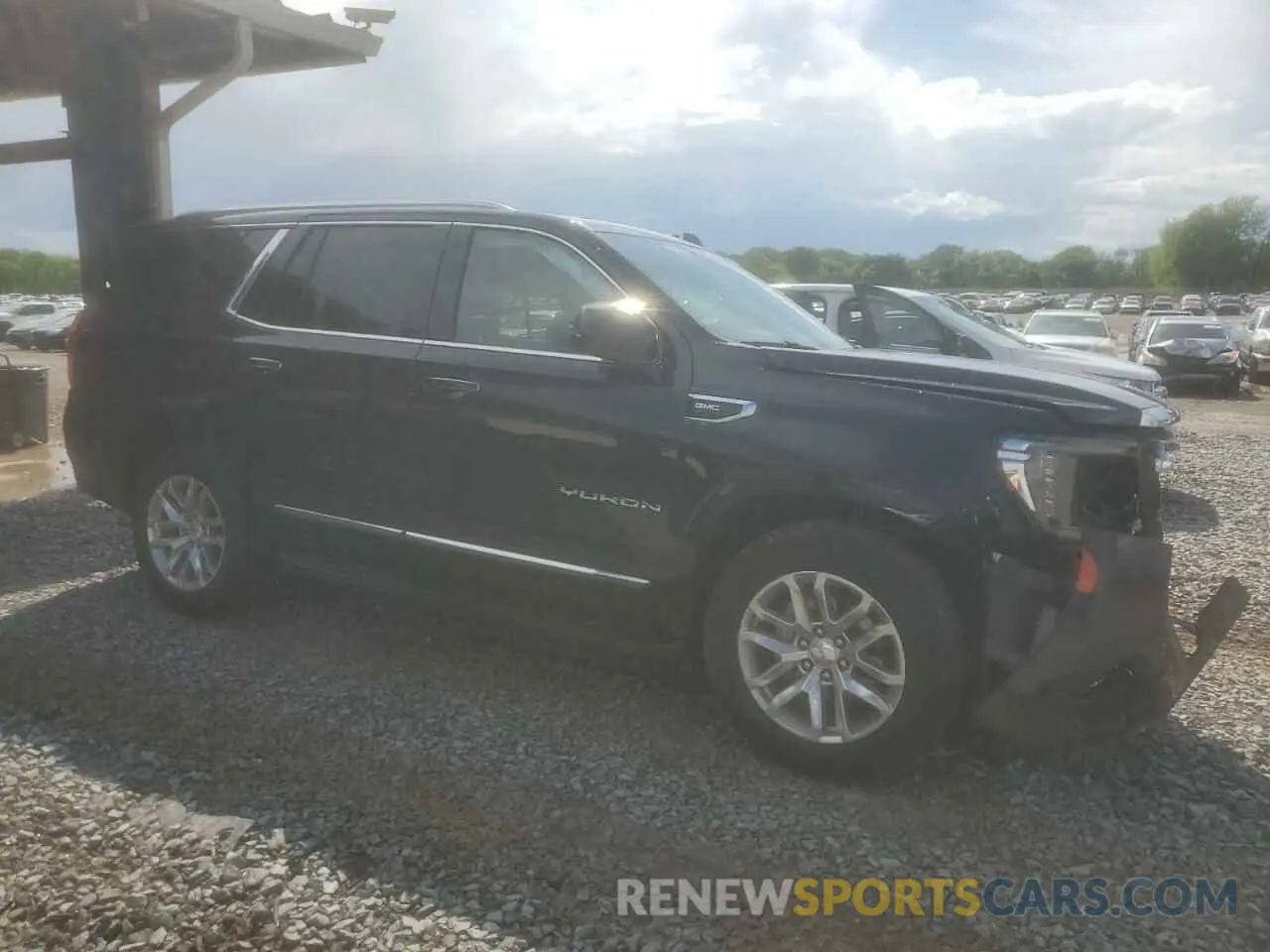 4 Photograph of a damaged car 1GKS2BKD4PR305249 GMC YUKON 2023