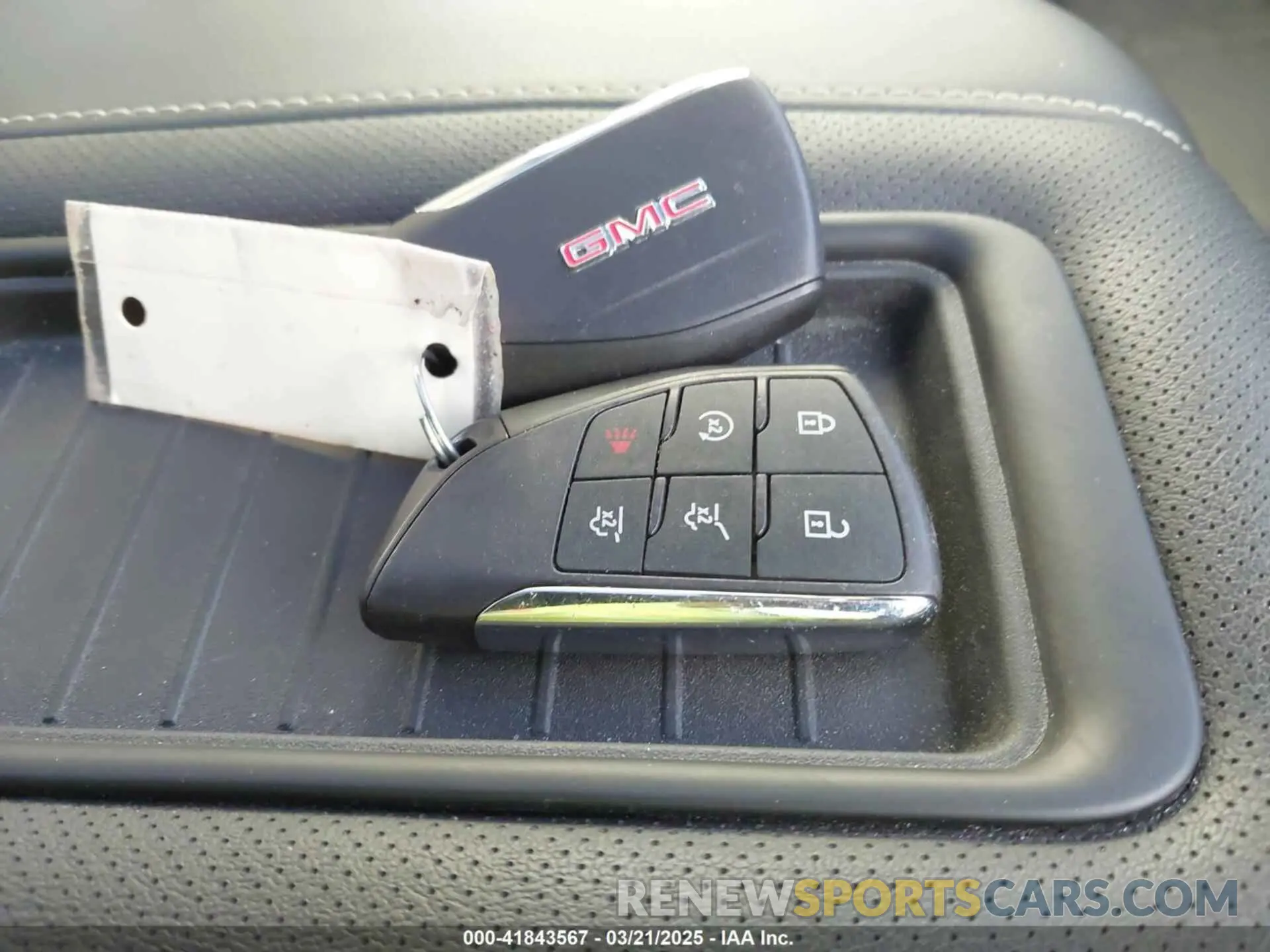 11 Photograph of a damaged car 1GKS2BKD6PR203094 GMC YUKON 2023