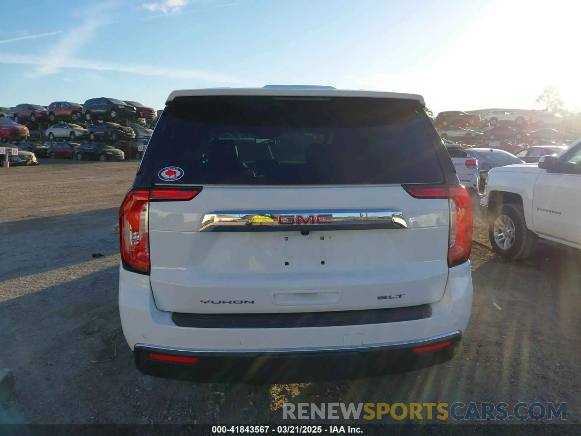 16 Photograph of a damaged car 1GKS2BKD6PR203094 GMC YUKON 2023
