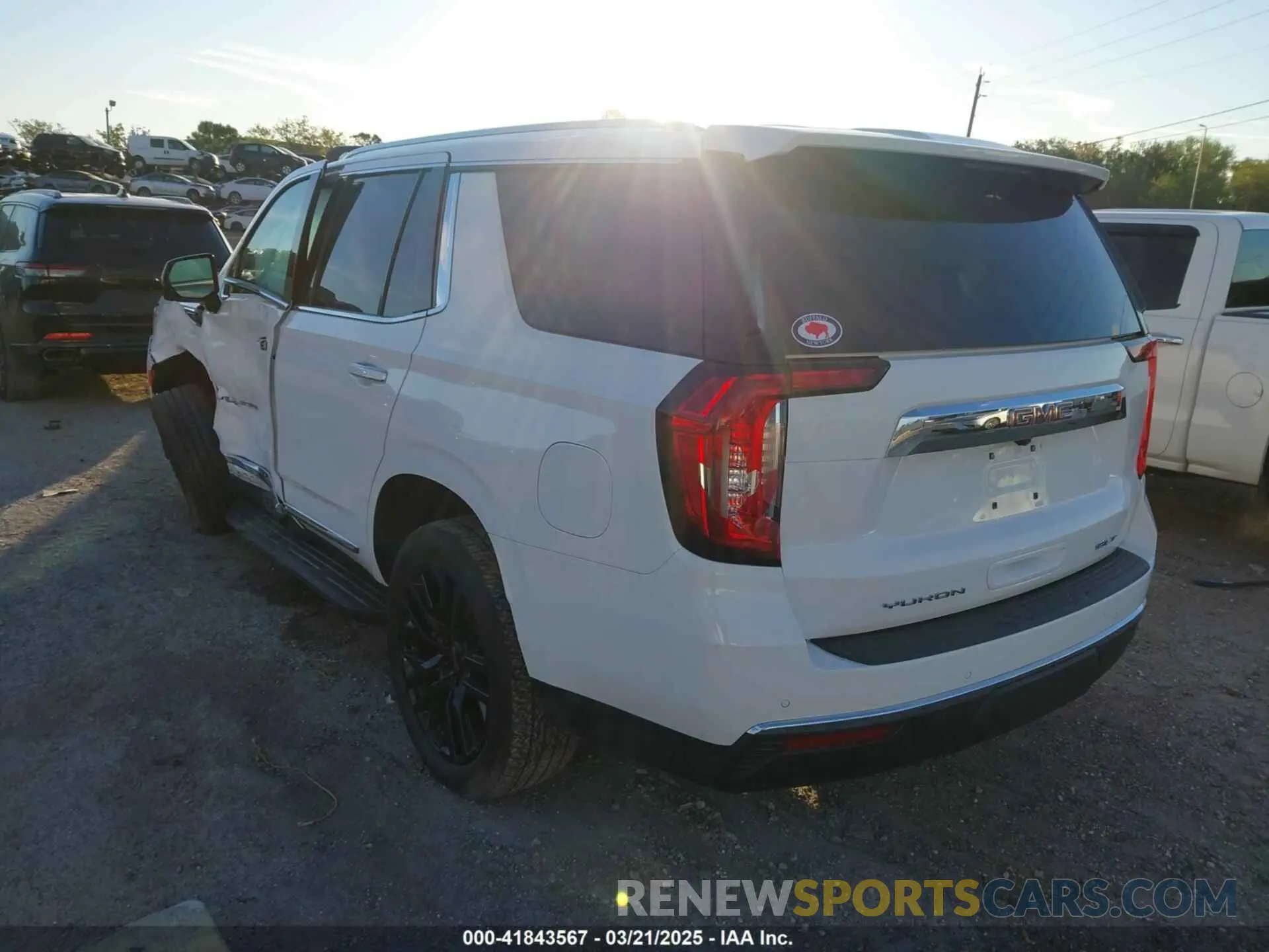 3 Photograph of a damaged car 1GKS2BKD6PR203094 GMC YUKON 2023