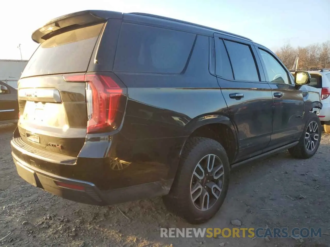 3 Photograph of a damaged car 1GKS2CKD1PR148365 GMC YUKON 2023