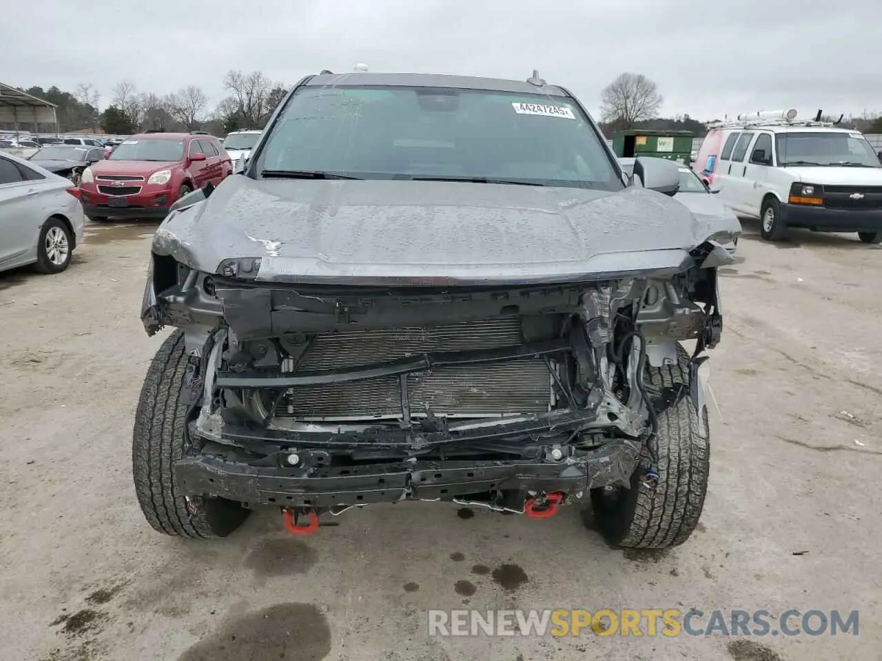 5 Photograph of a damaged car 1GKS2CKD1PR211836 GMC YUKON 2023